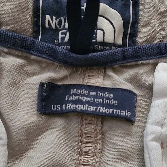 The North Face Women's Khaki Shorts, Size 8 - Picture 6 of 9